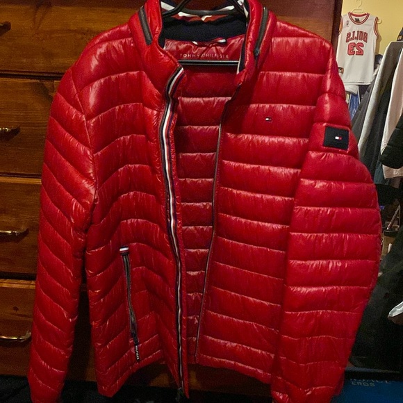 Xl red Tommy Hilfiger puffer jacket - Picture 1 of 3